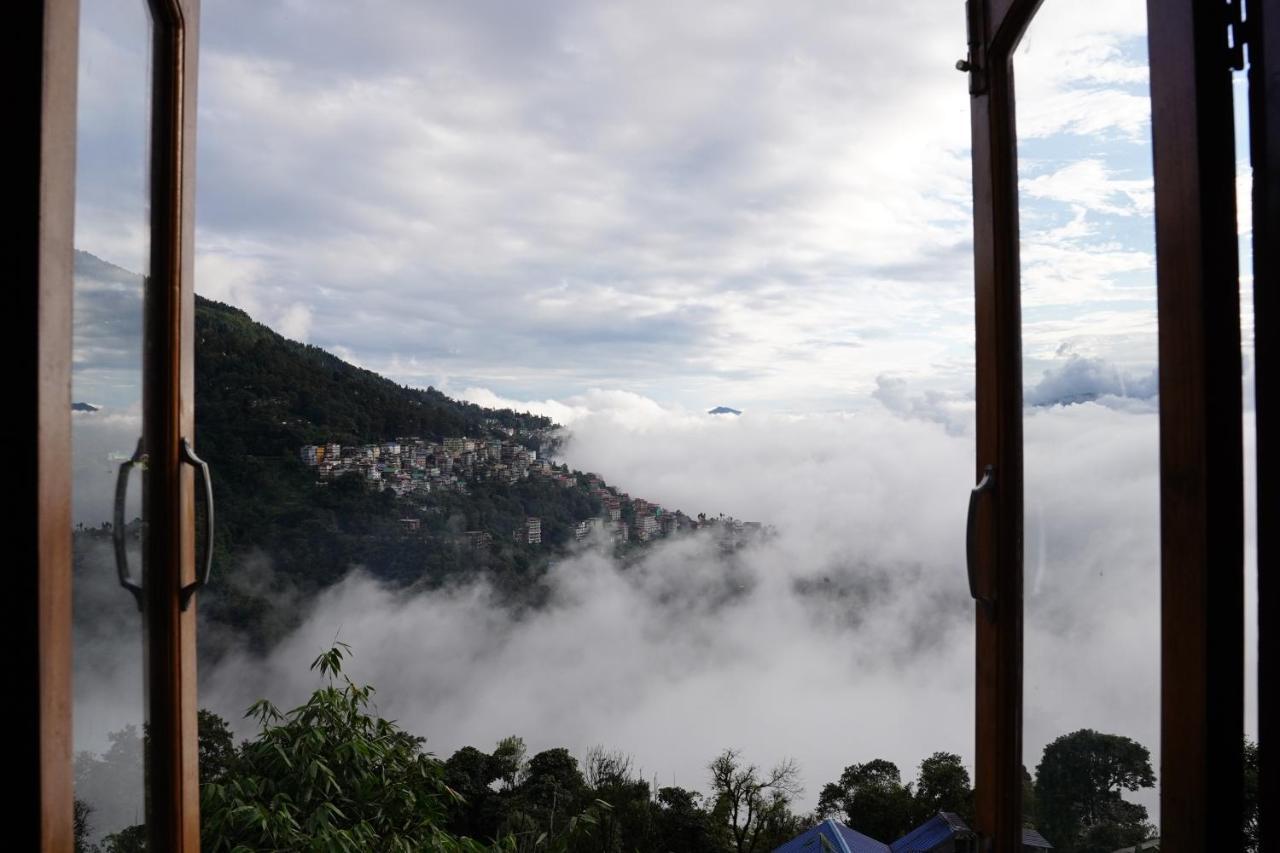 Hotel White Lotus Gangtok Exterior photo