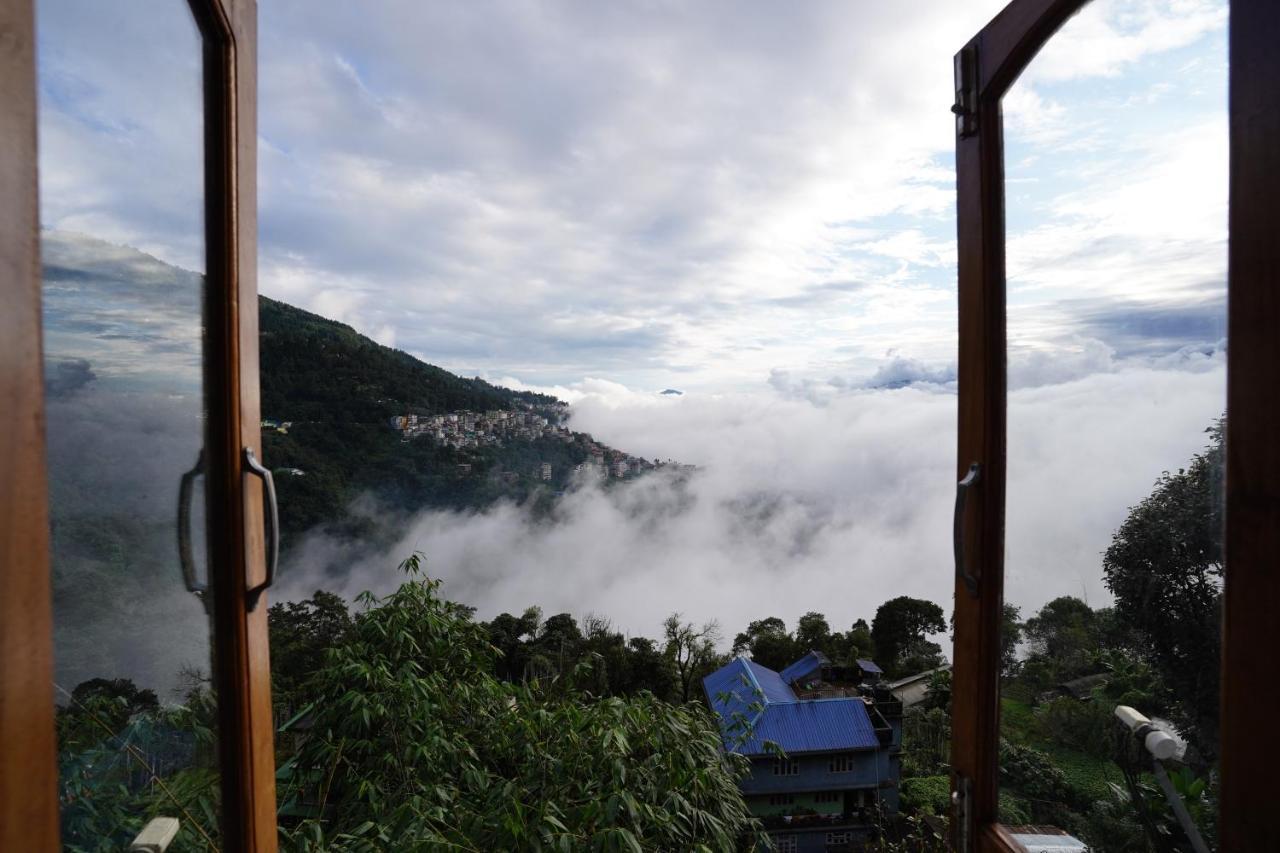 Hotel White Lotus Gangtok Exterior photo